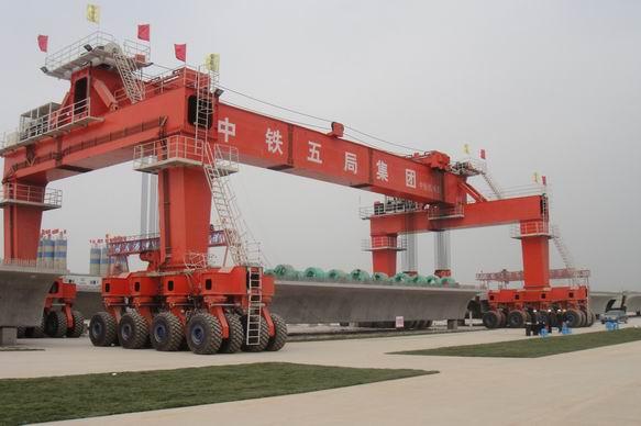 提梁機(jī)在安裝的時候需要注意的地方