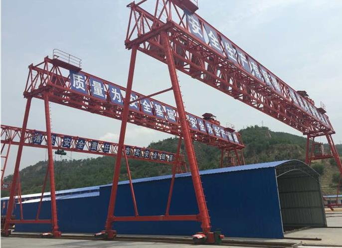 在什么地方選擇什么樣的起重機(jī)？下面我來給大家講解一下